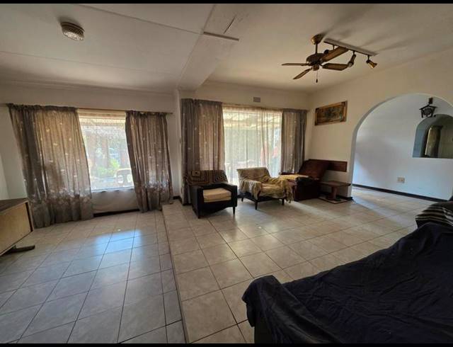 3 BEDROOM HOUSE FOR SALE IN GROENEWEIDE